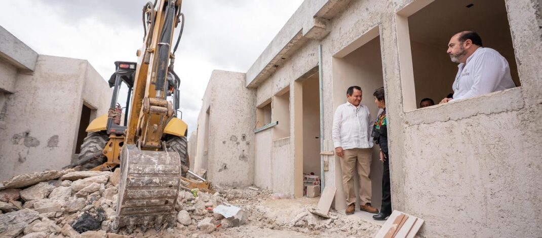 Supervisan Gobernador Joaquín Díaz Mena y titular de la Sedatu avances del Programa de Vivienda para el Bienestar