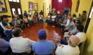 INAH y Gobierno de Yucatán reiteran apertura al diálogo con artesanos y guías turísticos de Chichén Itzá