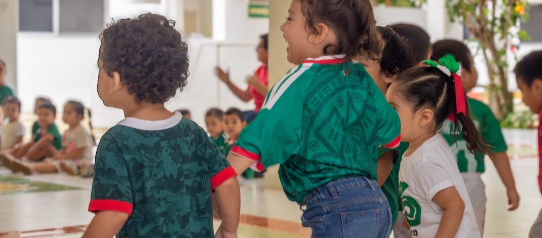 Niñas y niños de los Centros de Atención Infantil del Isstey viven emoción del fútbol